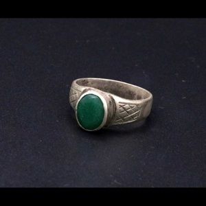 Antique GREEN stone ring INDIA tribal unisex VTG